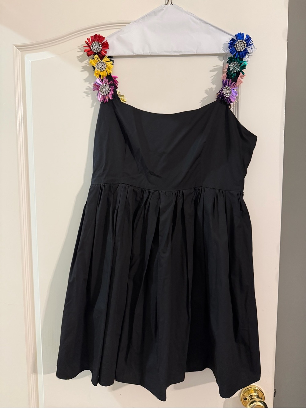 Queen of Sparkles Black Sequin Flower Strap Dress NWT Size Large-Women’s